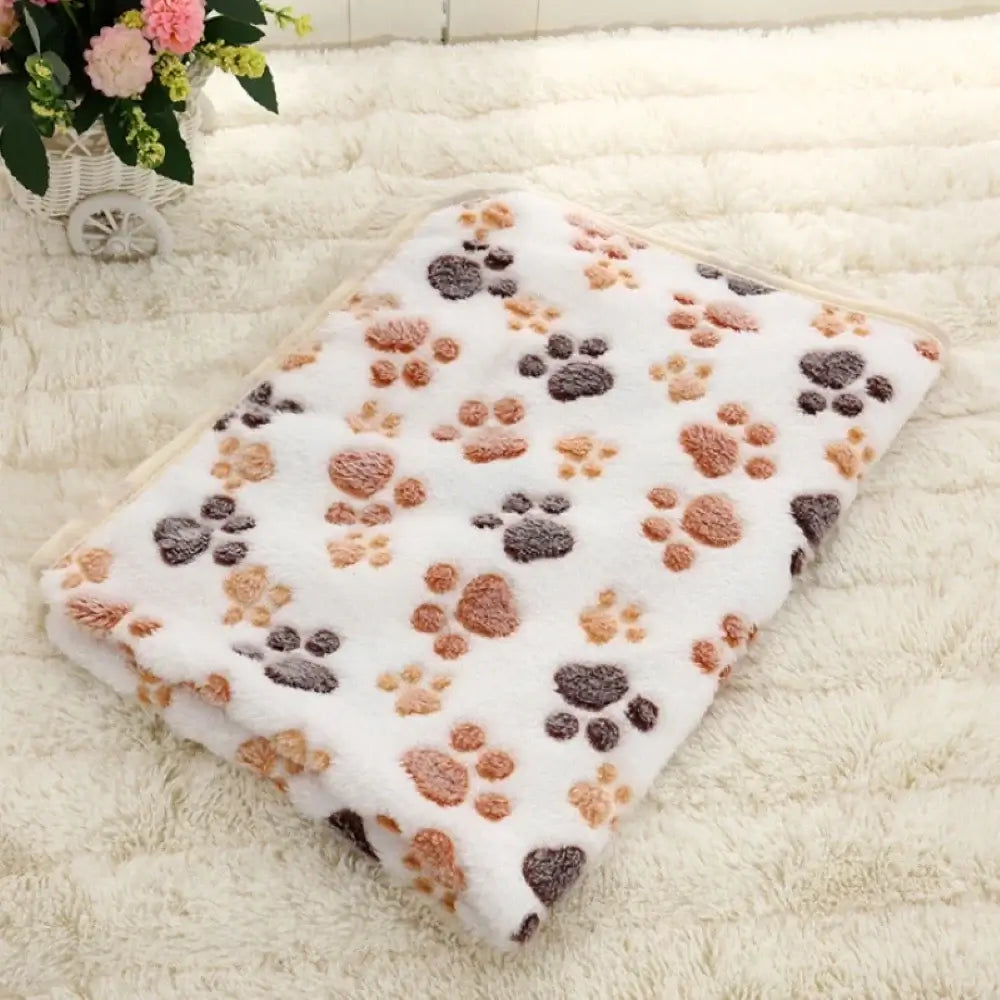 Soft Fluffy Multicolor Pet Blanket – Warm Dog & Cat Paw-Print Mat