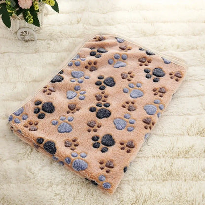 Soft Fluffy Multicolor Pet Blanket – Warm Dog & Cat Paw-Print Mat